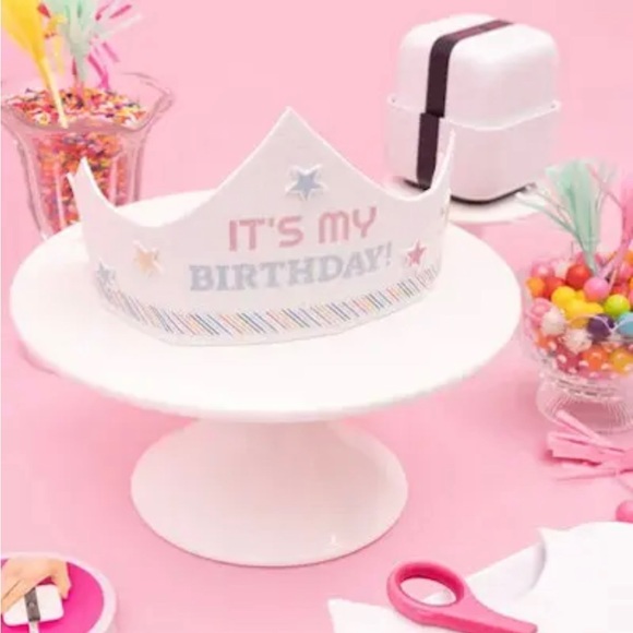 Mini printer. 
Glide, print, and make DIY designs with this handheld PrintMaker. - Picture 11 of 13